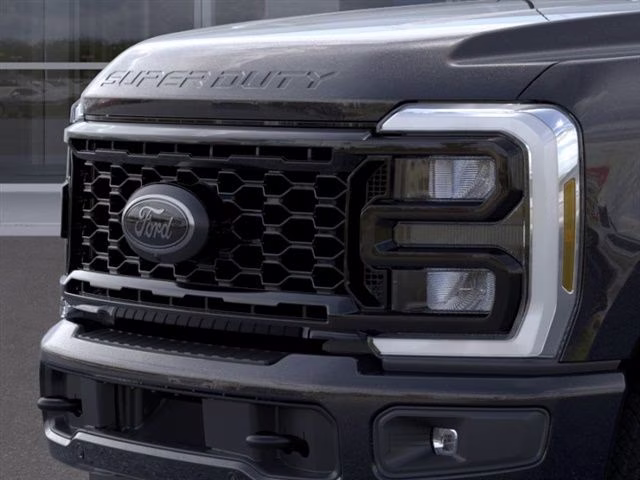 2026 Black Metallic Ford Super Duty F-250 SRW Lariat 4X4 Truck