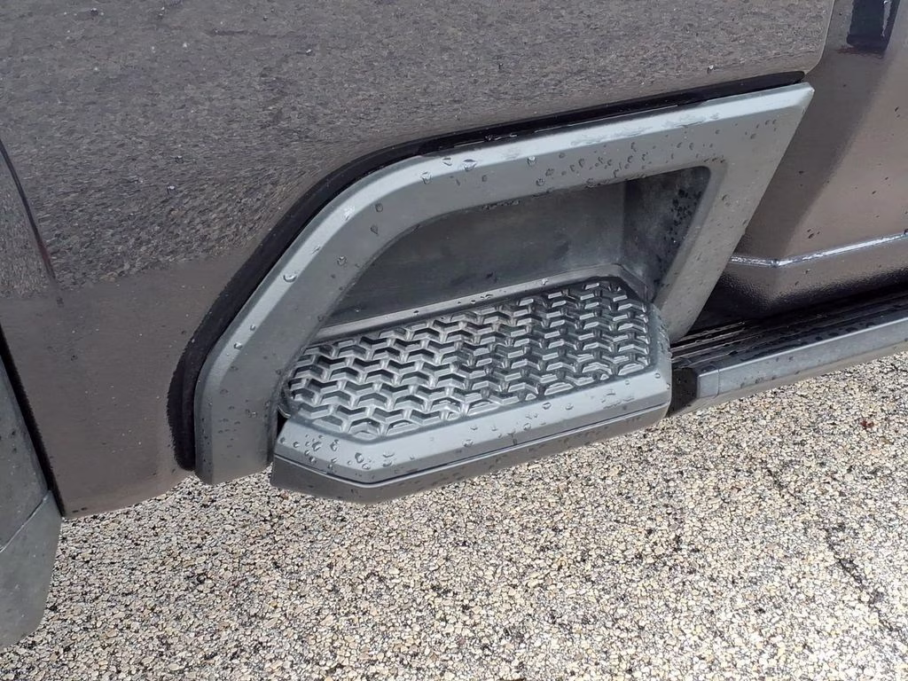 2024 TITANIUM RUSH METALLIC GMC Sierra AT4X 4X4 Truck