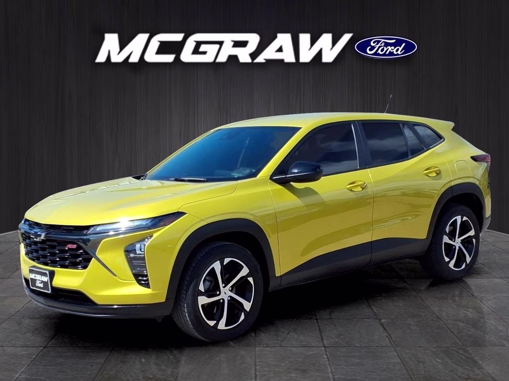 2024 Nitro Yellow Metallic Chevrolet Trax 1RS FWD SUV