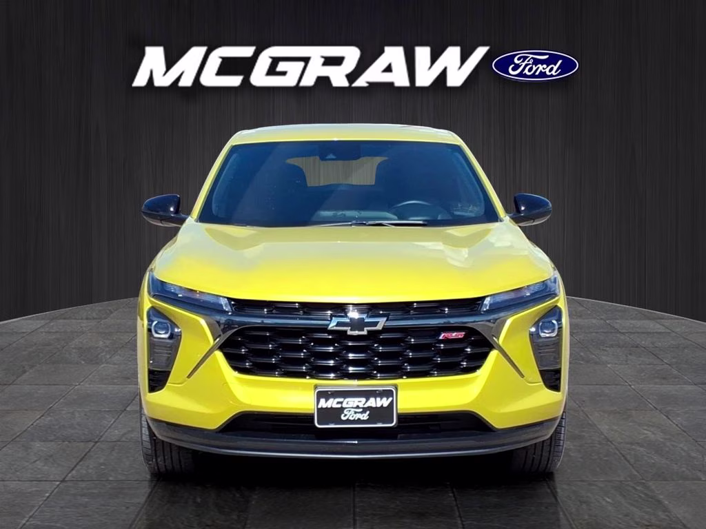 2024 Nitro Yellow Metallic Chevrolet Trax 1RS FWD SUV