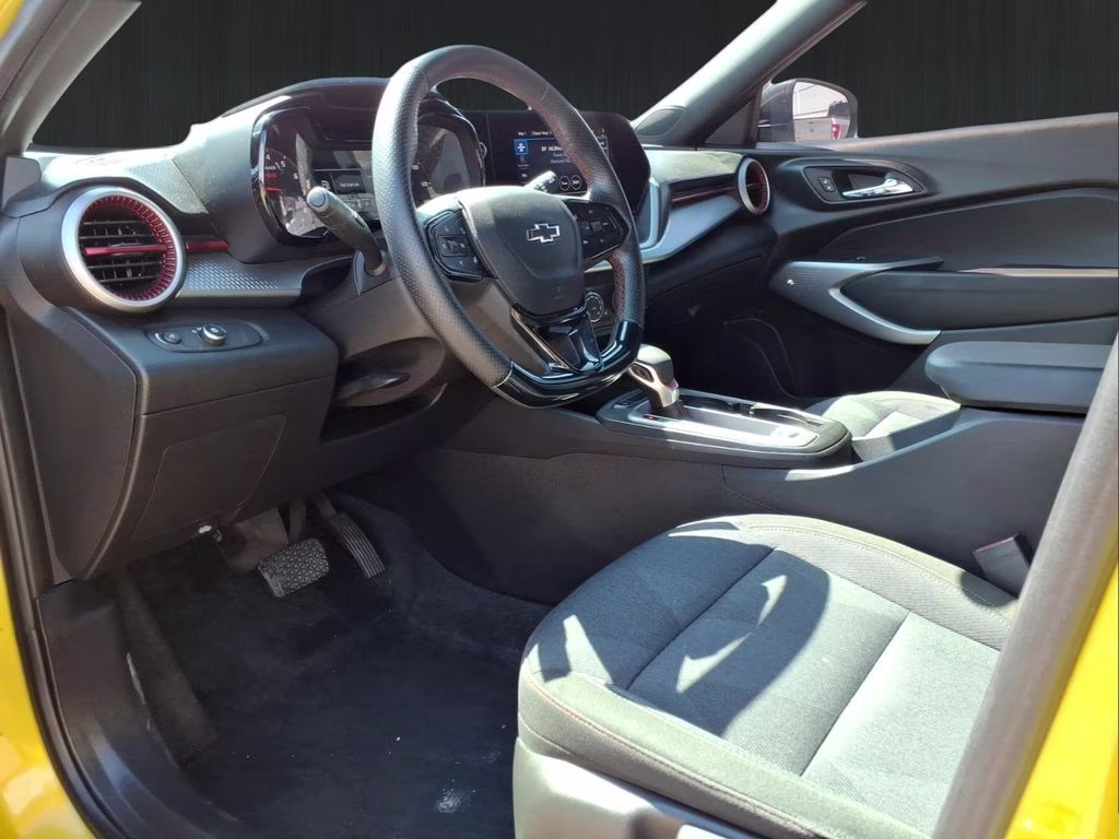 2024 Nitro Yellow Metallic Chevrolet Trax 1RS FWD SUV