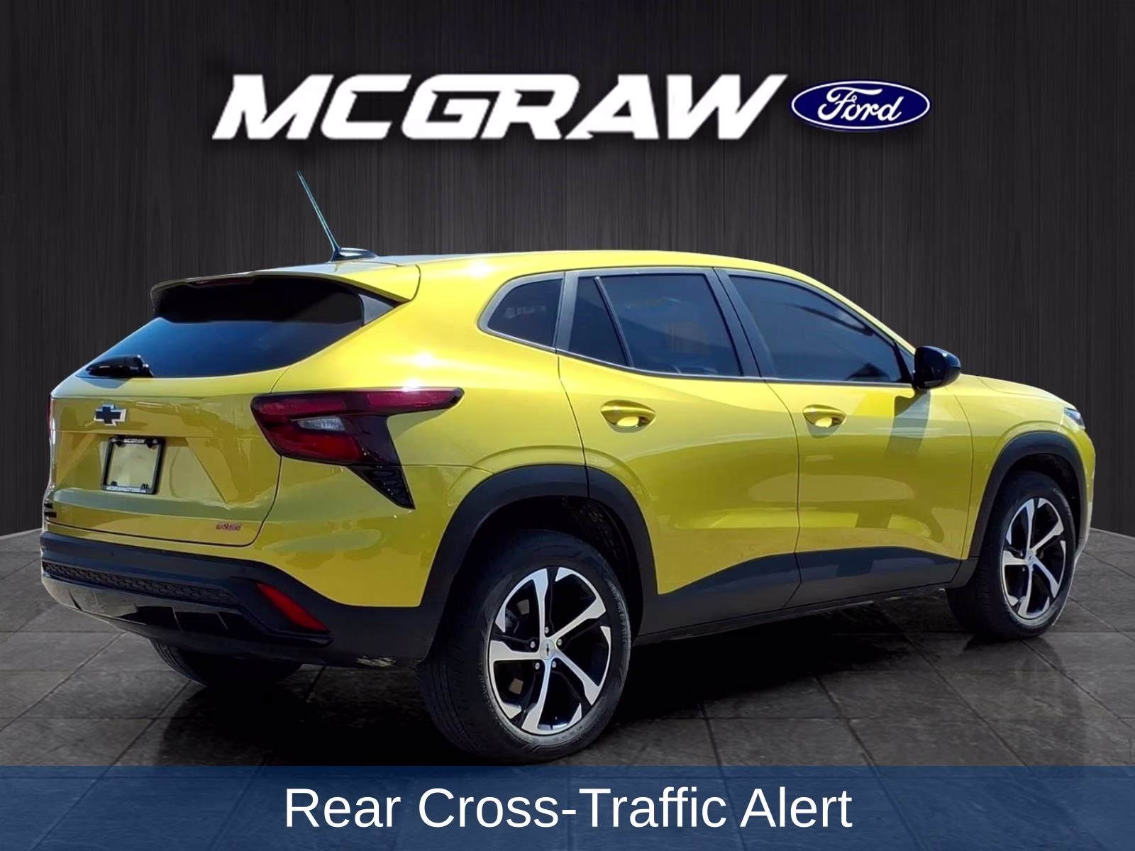 2024 Yellow Metallic Chevrolet Trax 1RS FWD SUV