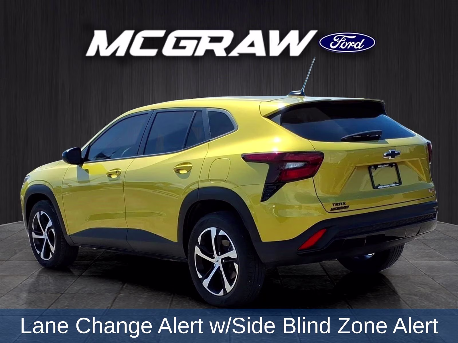 2024 Yellow Metallic Chevrolet Trax 1RS FWD SUV