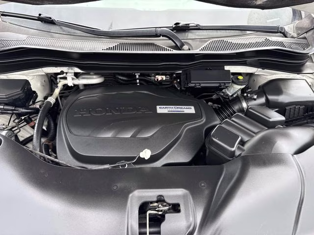 2017 White Honda Pilot Elite AWD SUV