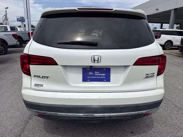2017 White Honda Pilot Elite AWD SUV