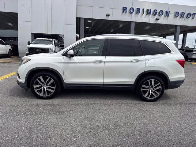 2017 White Honda Pilot Elite AWD SUV