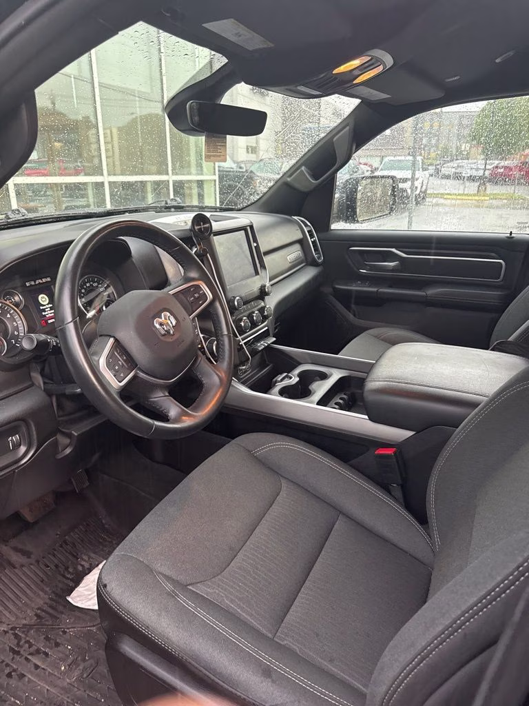 2023 Diamond Black Crystal Pearlcoat Ram 1500 Big Horn/Lone Star 4X4 Truck