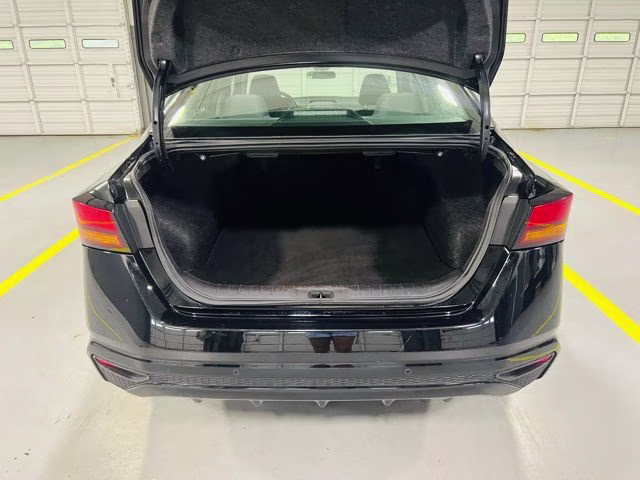 2025 Super Black Clearcoat Nissan Altima 2.5 SV FWD Sedan