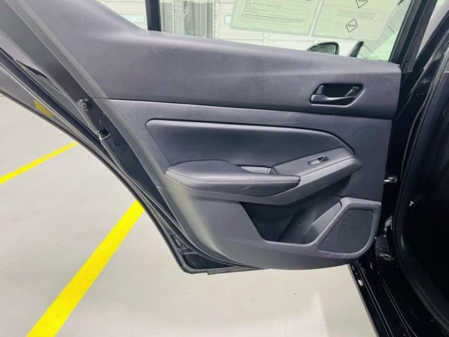 2025 Super Black Clearcoat Nissan Altima 2.5 SV FWD Sedan