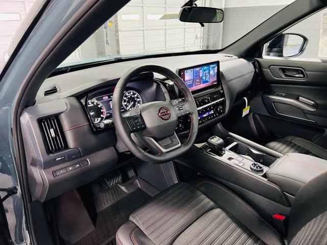 2026 Baltic Teal/Super Black Nissan Pathfinder Rock Creek 4X4 SUV