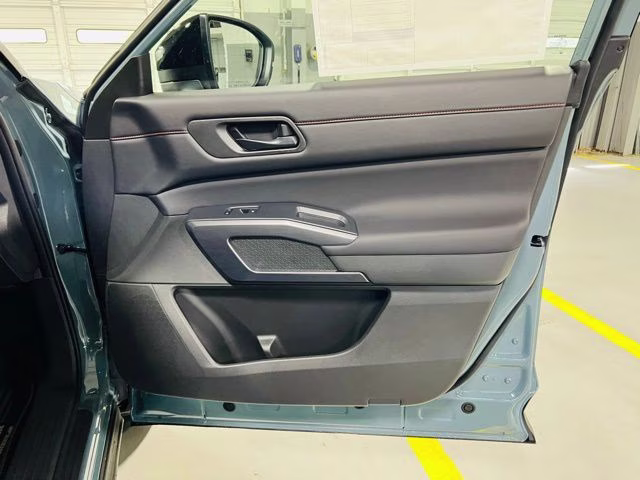 2026 Baltic Teal/Super Black Nissan Pathfinder Rock Creek 4X4 SUV