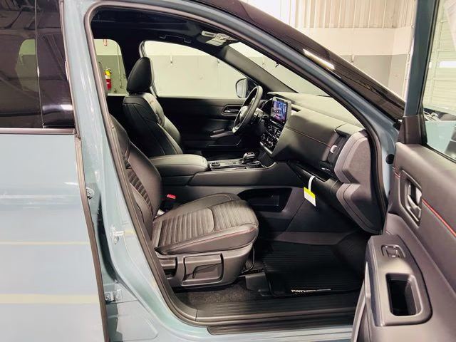 2026 Baltic Teal/Super Black Nissan Pathfinder Rock Creek 4X4 SUV