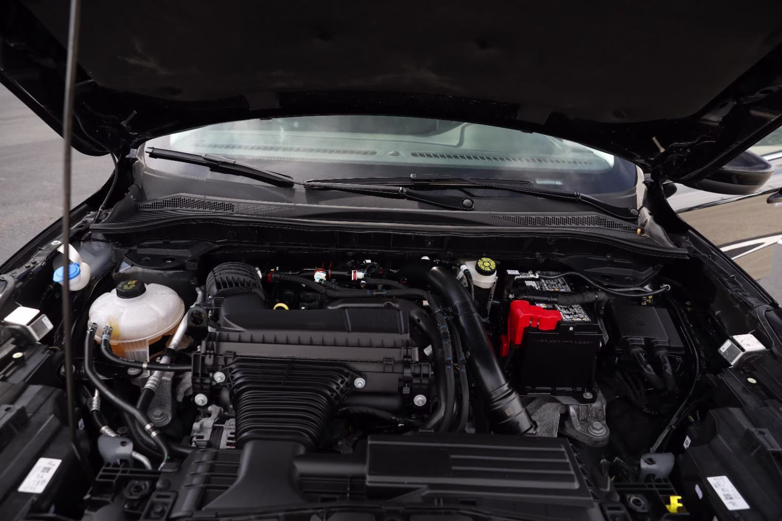 2025 Agate Black Ford Escape Platinum AWD SUV