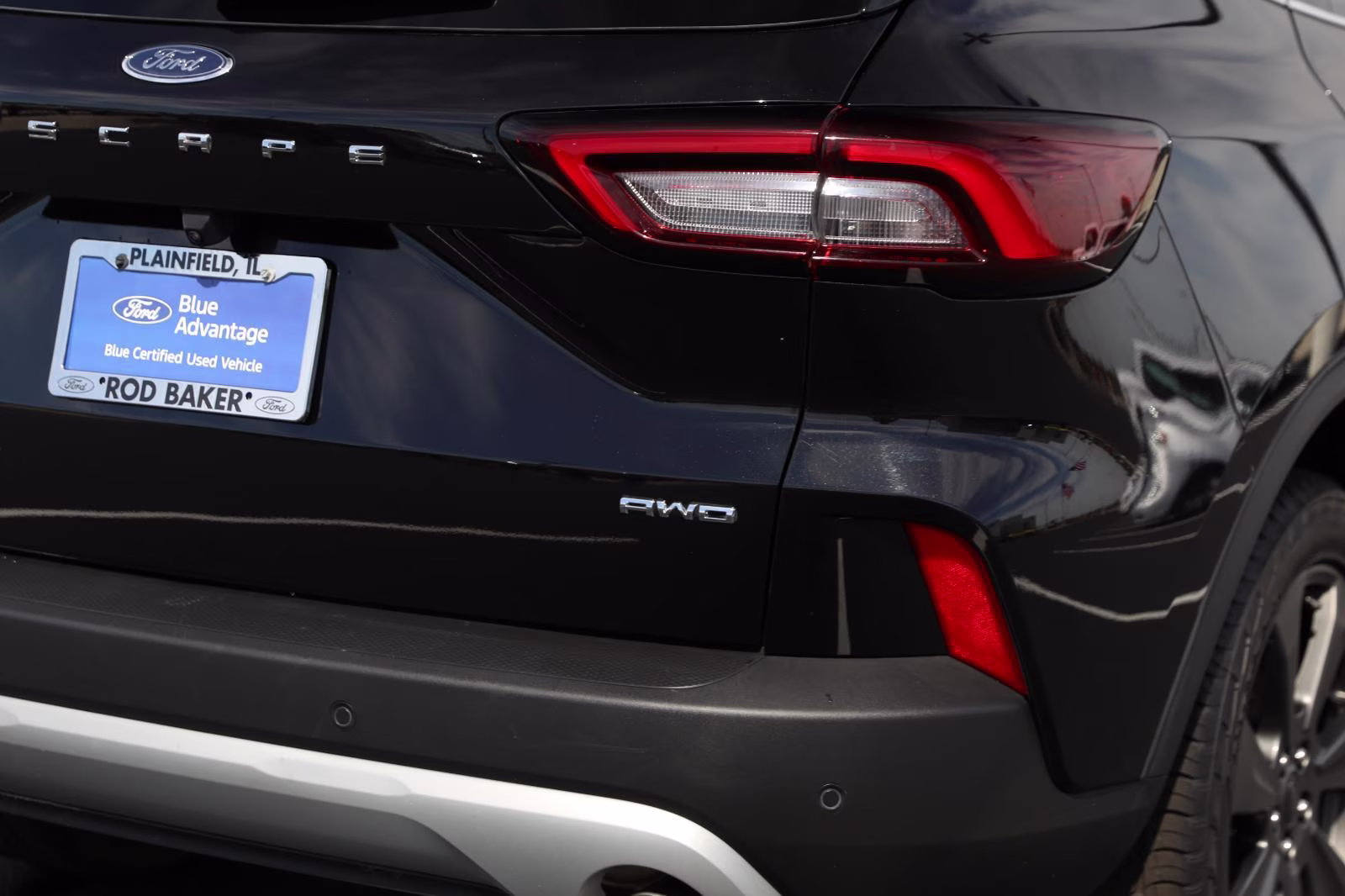 2025 Agate Black Ford Escape Platinum AWD SUV