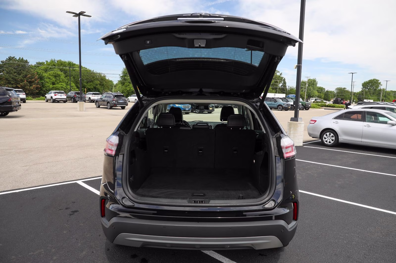 2024 Agate Black Ford Edge SEL AWD SUV