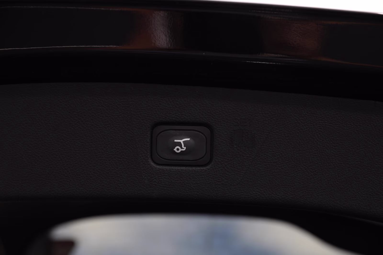 2024 Agate Black Ford Edge SEL AWD SUV