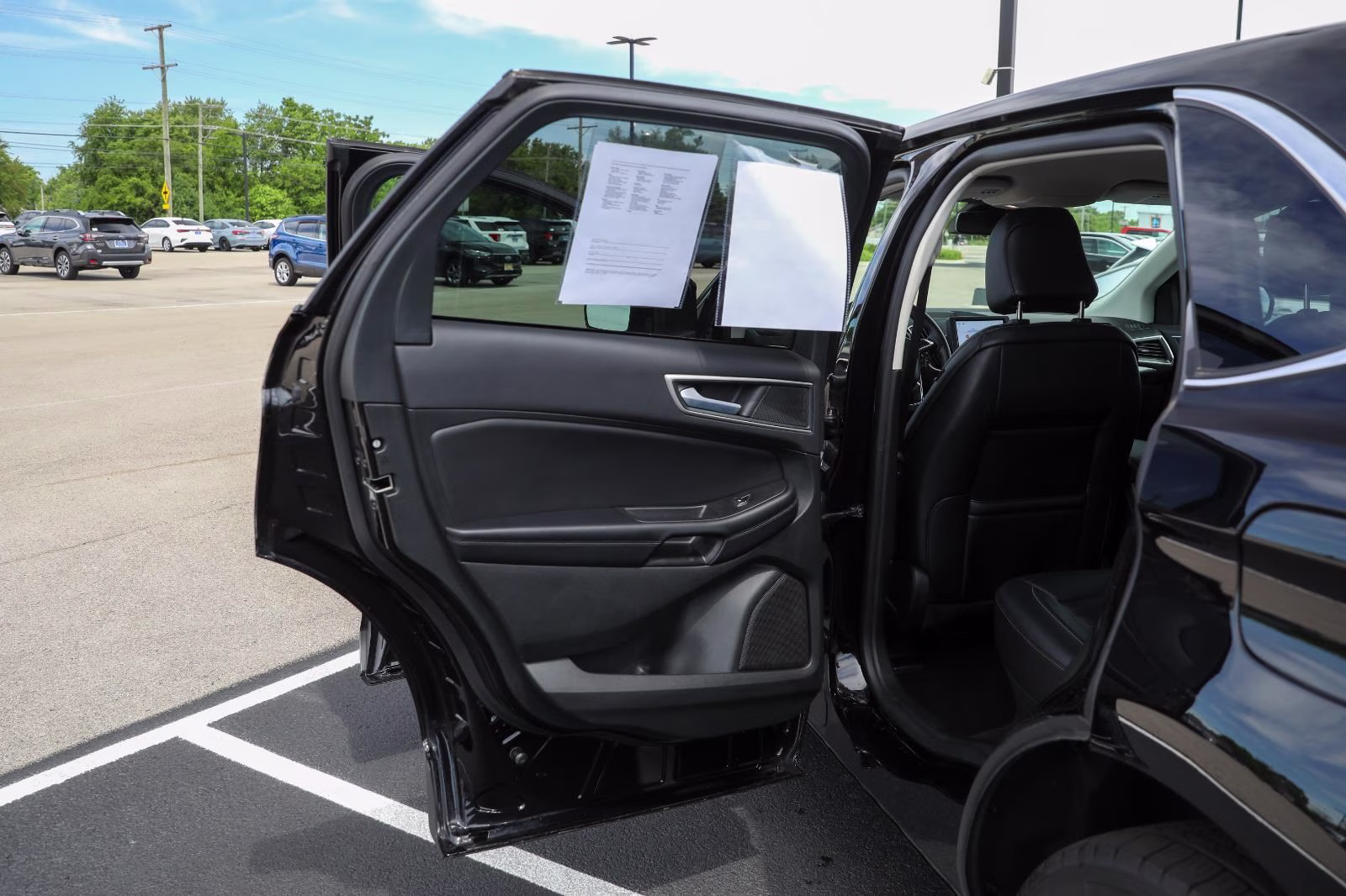 2024 Agate Black Ford Edge SEL AWD SUV