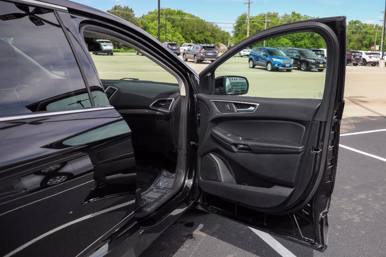 2024 Agate Black Ford Edge SEL AWD SUV