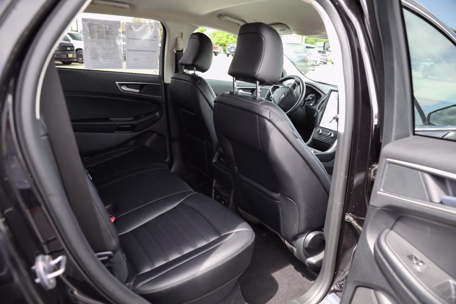 2024 Agate Black Ford Edge SEL AWD SUV