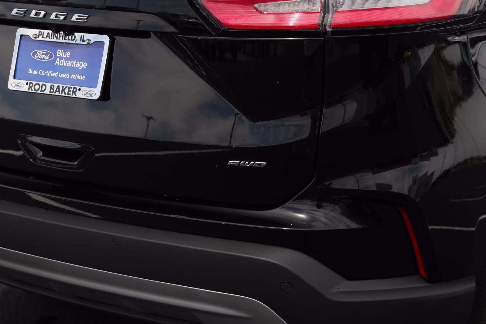 2024 Agate Black Ford Edge SEL AWD SUV