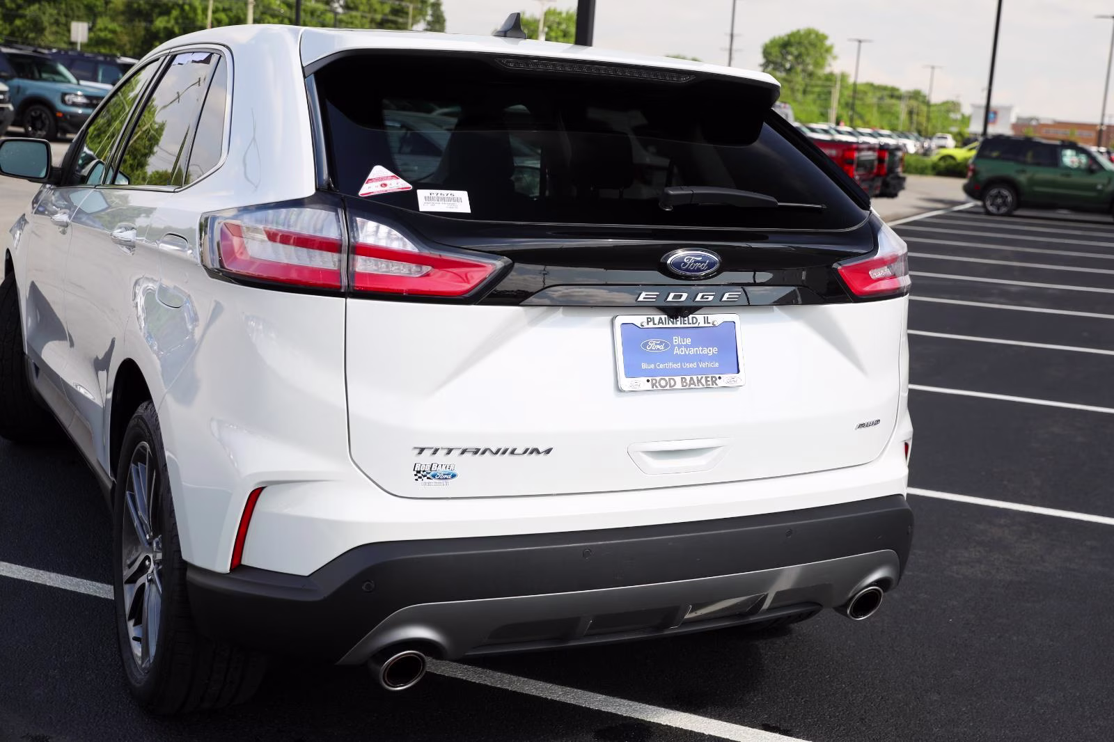 2024 Star White Metallic Tri-Coat Ford Edge Titanium AWD SUV
