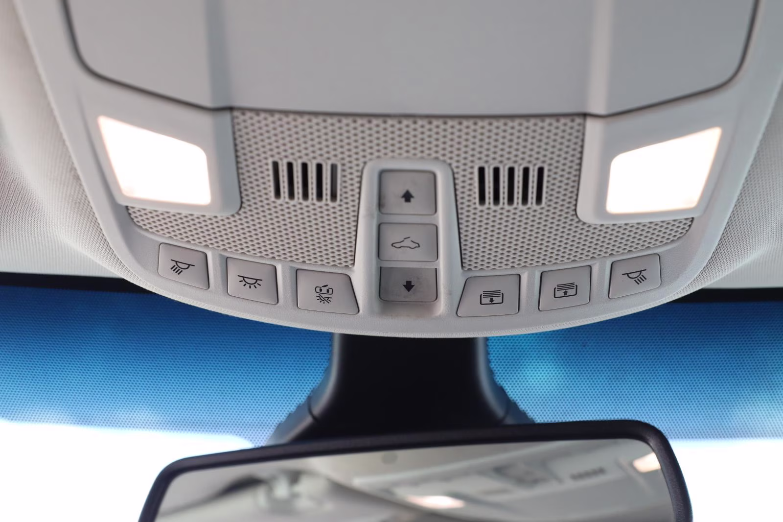 2024 Star White Metallic Tri-Coat Ford Edge Titanium AWD SUV