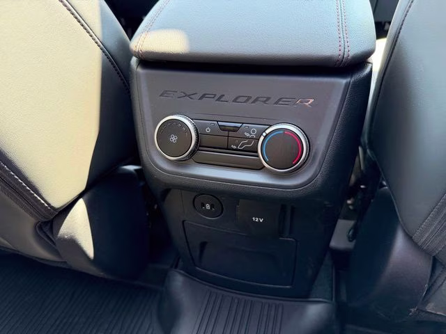 2026 White Metallic Ford Explorer Active 4X4 SUV