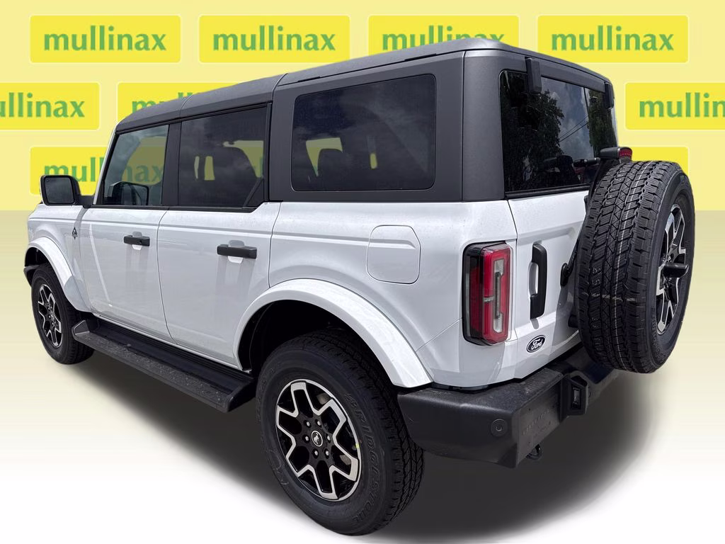 2026 Oxford White Ford Bronco Outer Banks 4X4 SUV