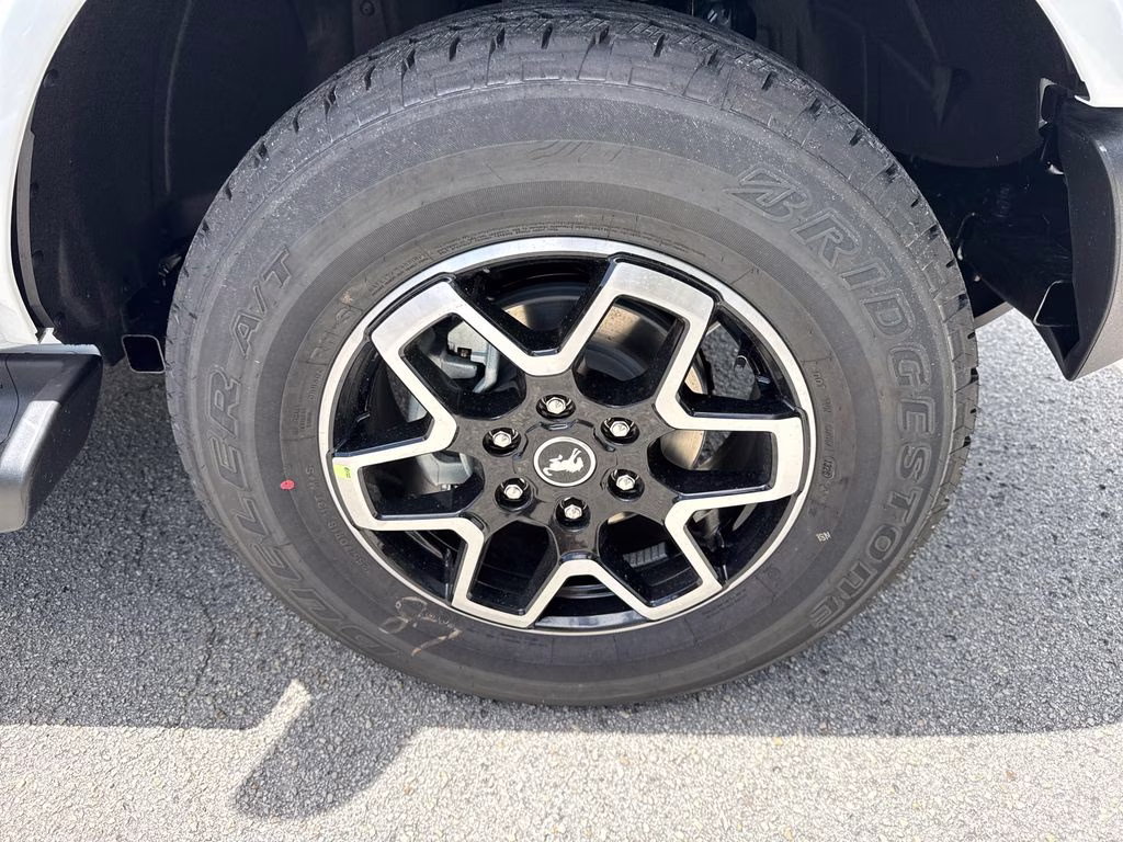 2026 Oxford White Ford Bronco Outer Banks 4X4 SUV