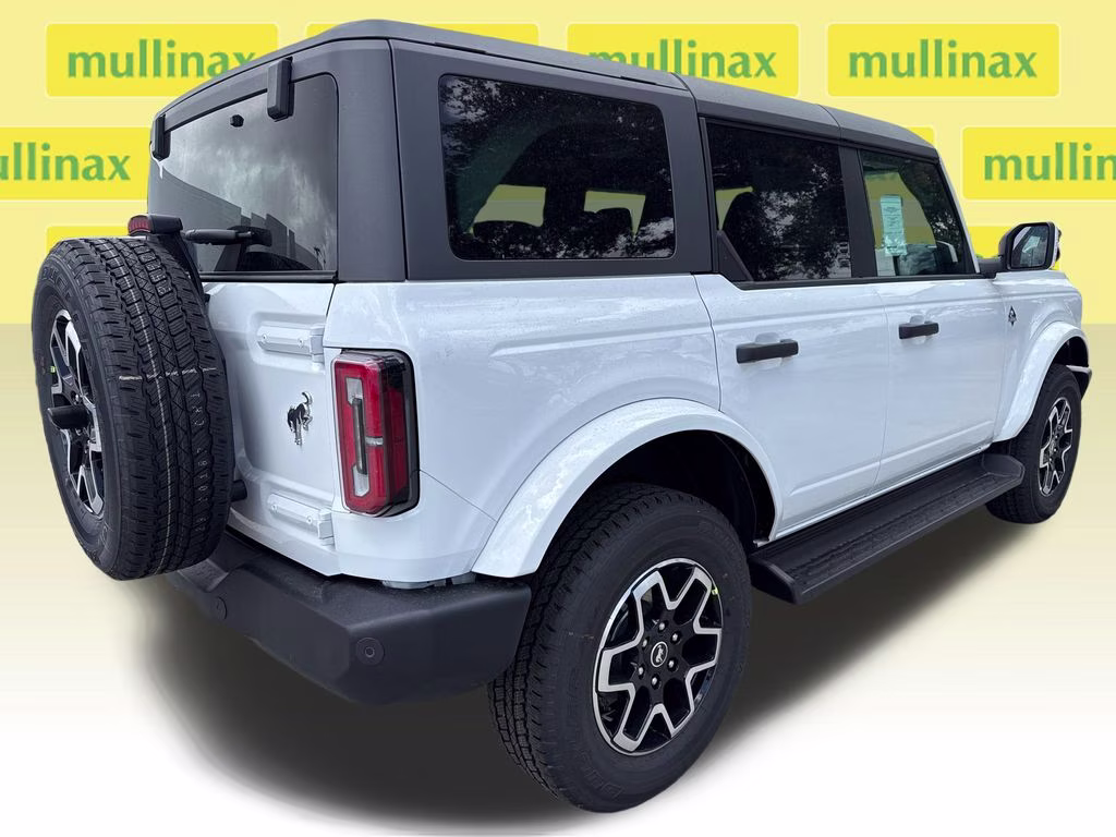 2026 Oxford White Ford Bronco Outer Banks 4X4 SUV