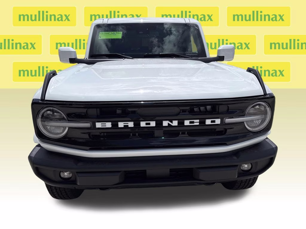 2026 Oxford White Ford Bronco Outer Banks 4X4 SUV