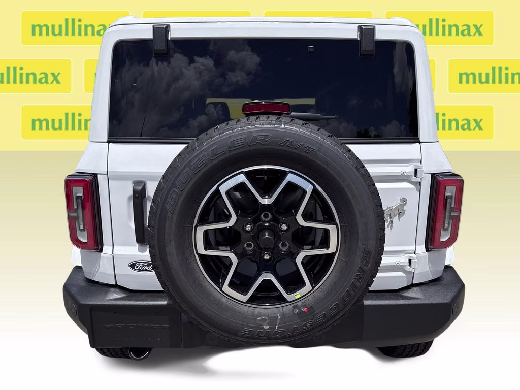 2026 Oxford White Ford Bronco Outer Banks 4X4 SUV