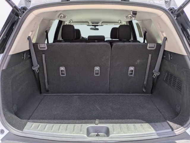 2025 Everest White Pearl Tricoat Nissan Pathfinder SV FWD SUV