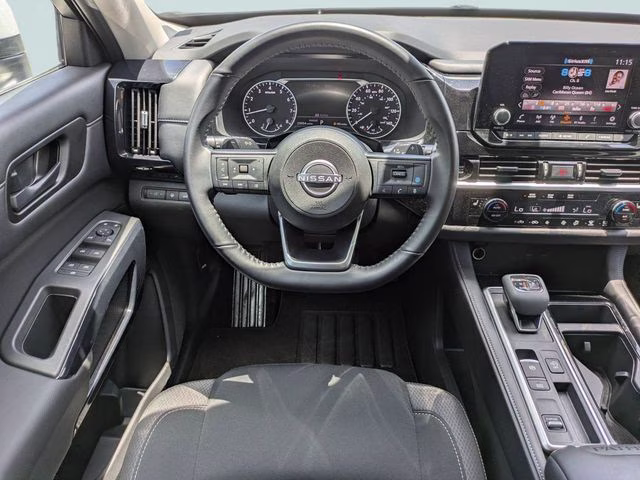 2025 Everest White Pearl Tricoat Nissan Pathfinder SV FWD SUV