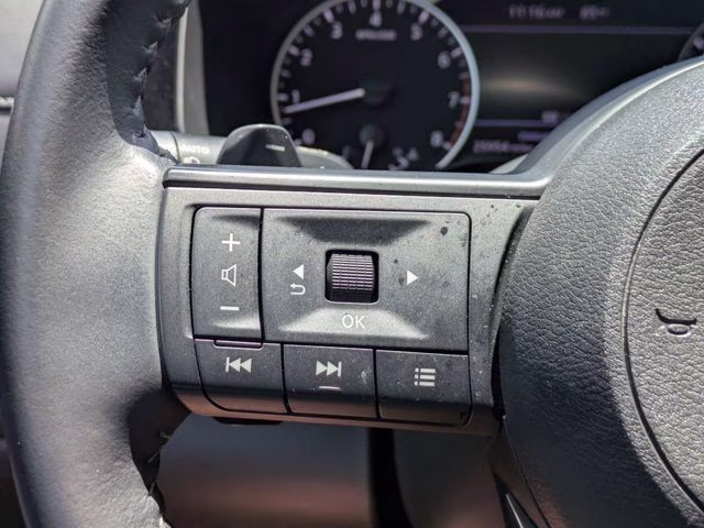 2025 Everest White Pearl Tricoat Nissan Pathfinder SV FWD SUV