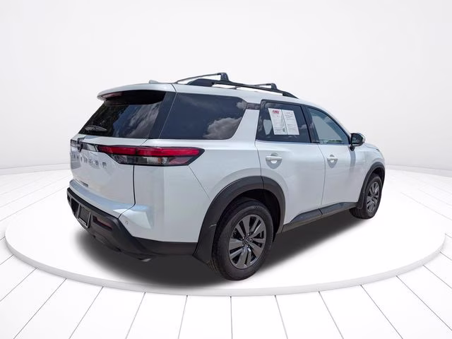 2025 Everest White Pearl Tricoat Nissan Pathfinder SV FWD SUV