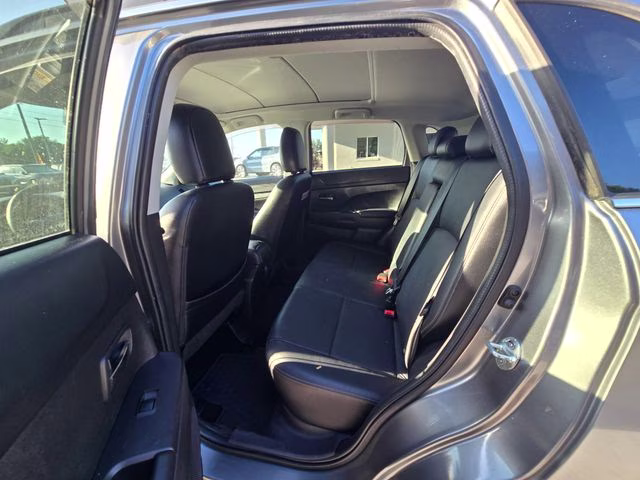 2014 Mercury Gray Mitsubishi Outlander Sport SE FWD SUV