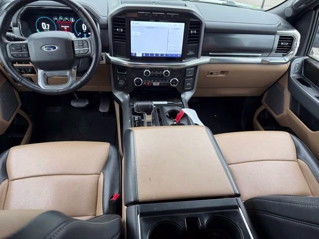 2022 White Ford F-150 Lariat 4X4 Truck