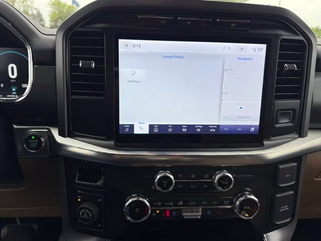 2022 White Ford F-150 Lariat 4X4 Truck