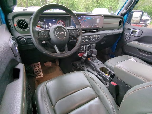 2024 Hydro Blue Pearlcoat Jeep Gladiator Mojave 4X4 Truck