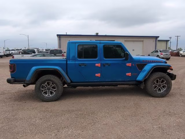 2024 Hydro Blue Pearlcoat Jeep Gladiator Mojave 4X4 Truck