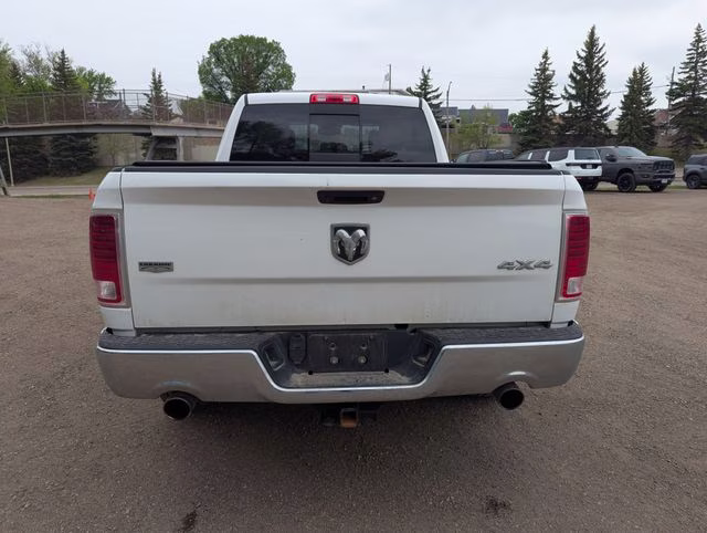 2017 Bright White Clearcoat Ram 1500 Laramie 4X4 Truck