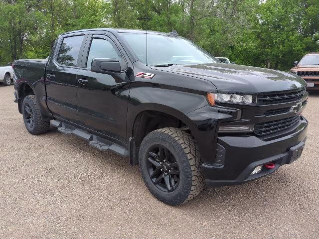 2020 Black Chevrolet Silverado 1500 LT Trail Boss 4X4 Truck