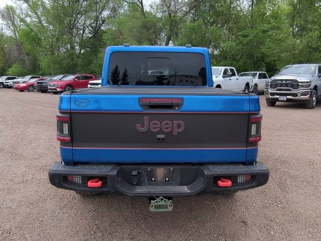 2024 Hydro Blue Pearlcoat Jeep Gladiator Mojave 4X4 Truck