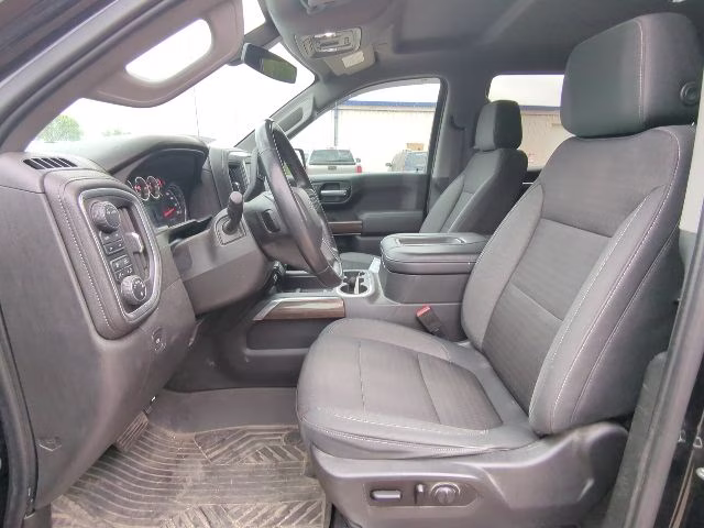 2020 Black Chevrolet Silverado 1500 LT Trail Boss 4X4 Truck