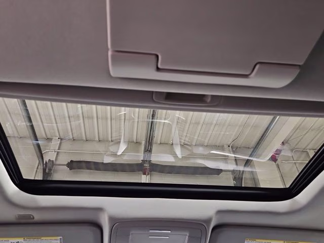 2019 Satin Steel Metallic GMC Yukon SLT Standard Edition 4X4 SUV