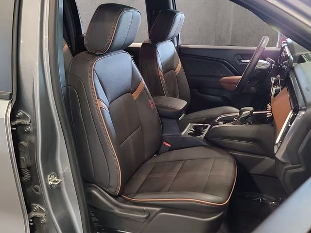 2024 Sterling Metallic GMC Canyon AT4 4X4 Truck