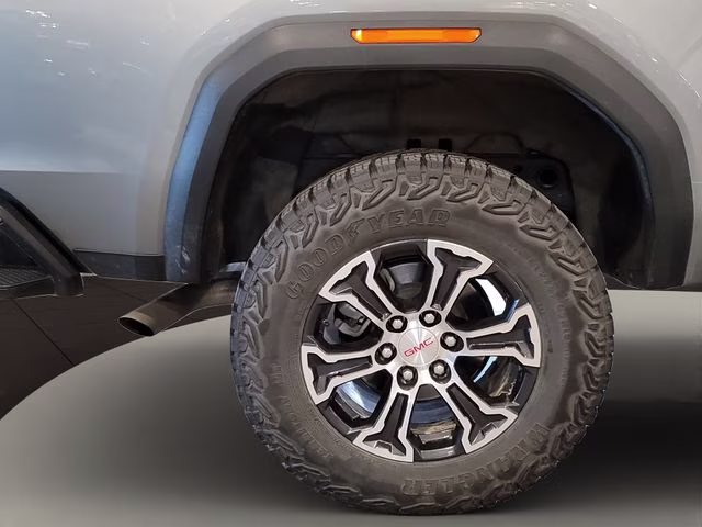 2024 Sterling Metallic GMC Canyon AT4 4X4 Truck
