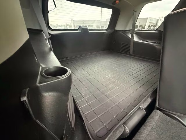 2019 Satin Steel Metallic GMC Yukon SLT Standard Edition 4X4 SUV