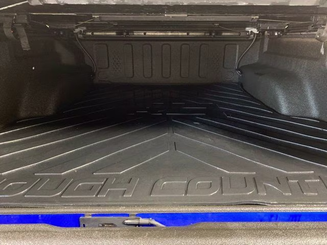 2024 Hydro Blue Pearlcoat Jeep Gladiator Mojave 4X4 Truck